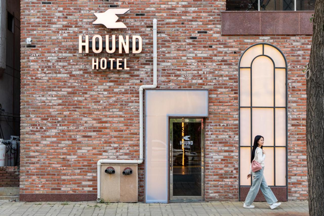 Jecheon Hound Hotel Chechon Екстер'єр фото