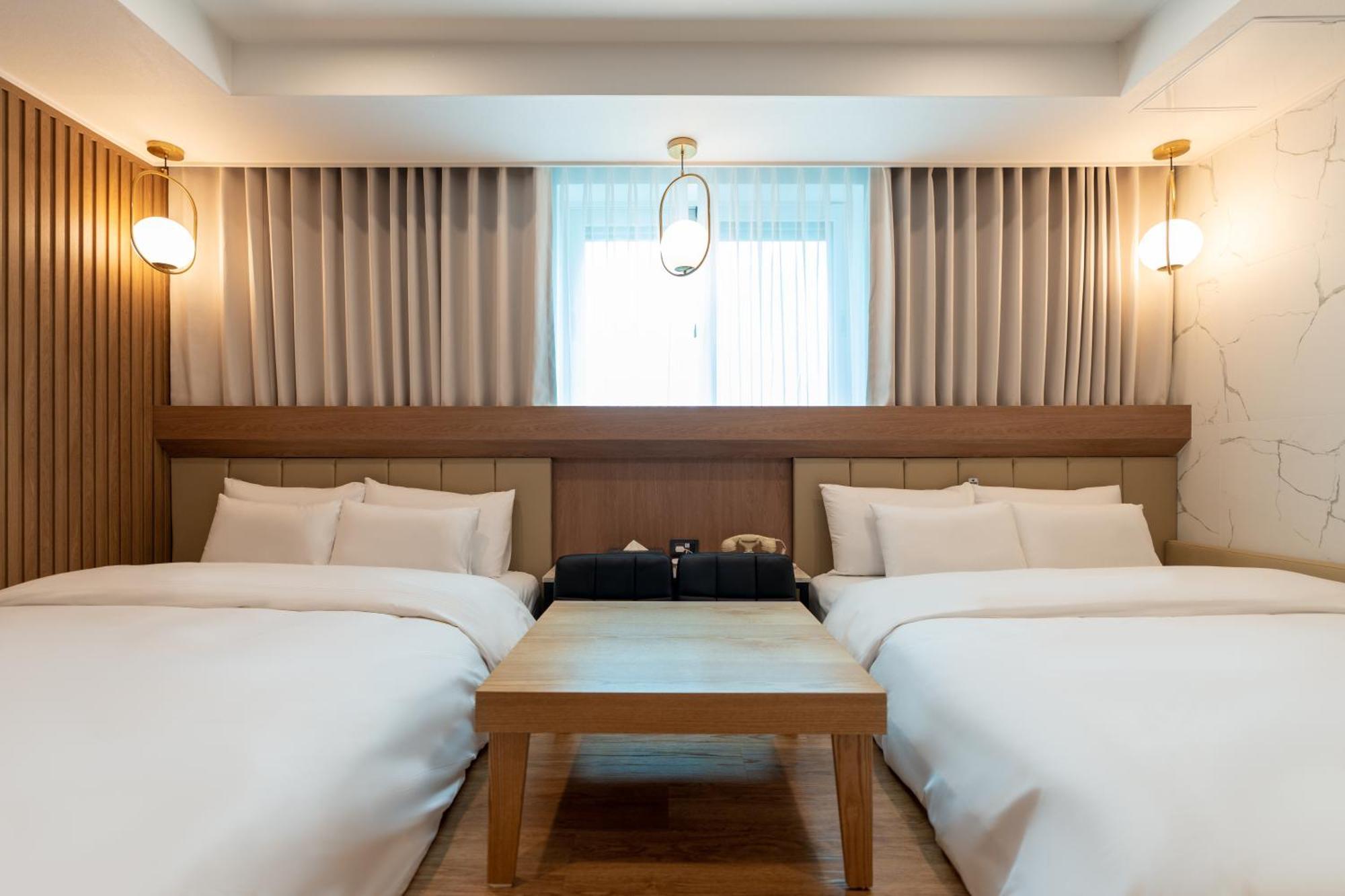 Jecheon Hound Hotel Chechon Екстер'єр фото